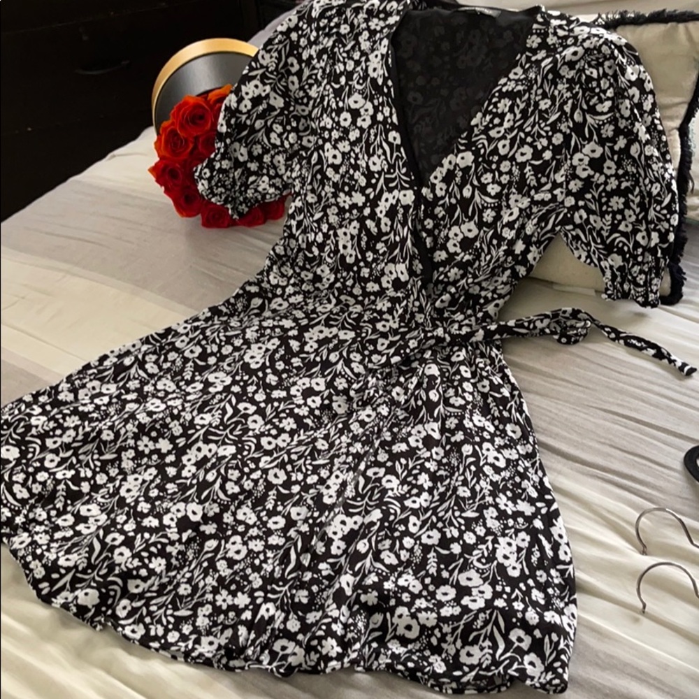 🍁Banana Republic Wrap Dress